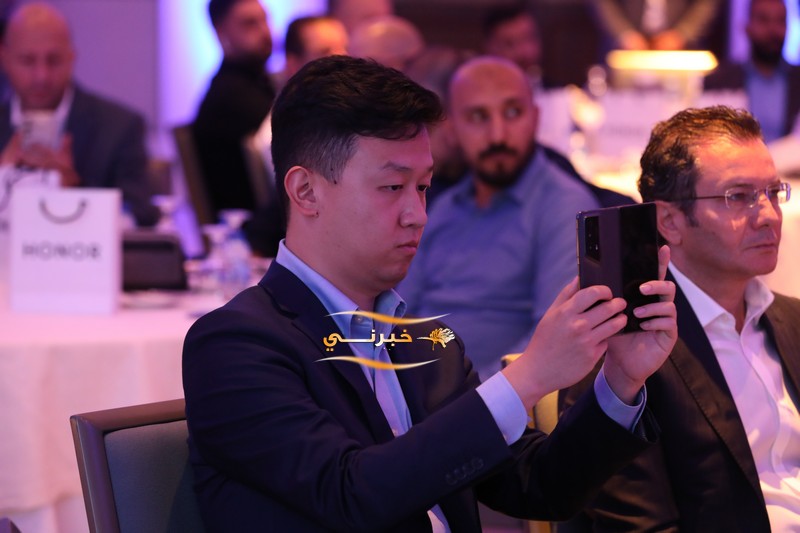 اطلاق هاتف HONOR الجديد 