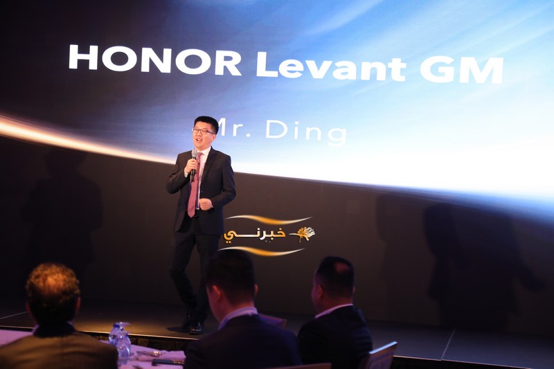 اطلاق هاتف HONOR الجديد 
