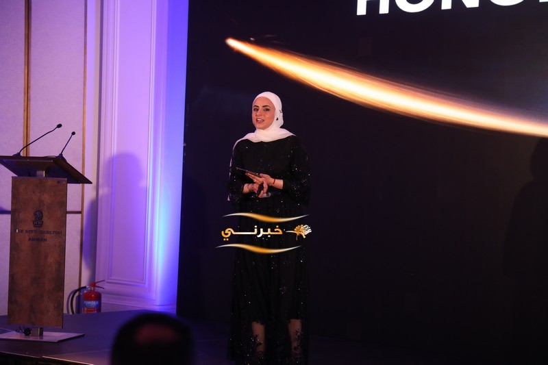 اطلاق هاتف HONOR الجديد 