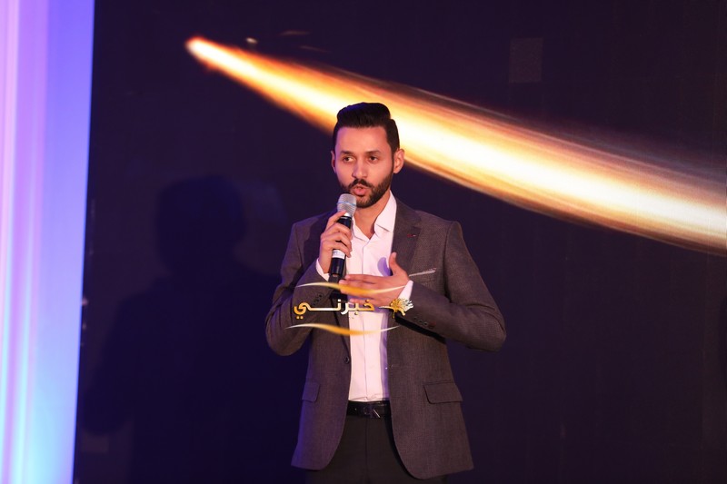 اطلاق هاتف HONOR الجديد 