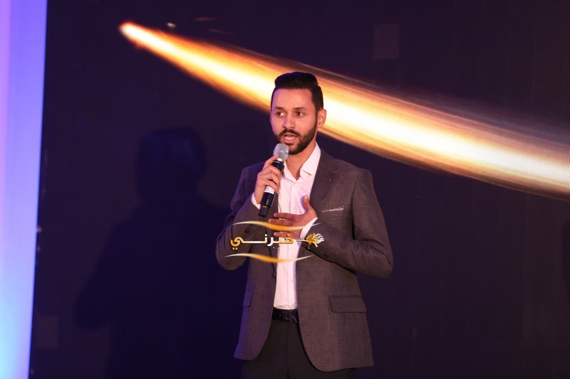 اطلاق هاتف HONOR الجديد 