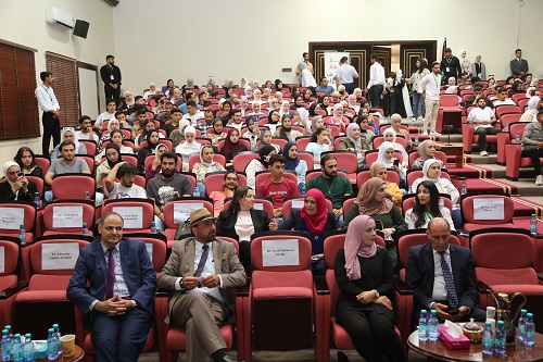 يوم علمي مفتوح للغة الإنجليزية في جامعة الزيتونة