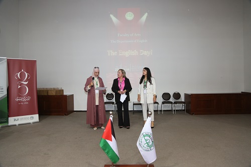 يوم علمي مفتوح للغة الإنجليزية في جامعة الزيتونة