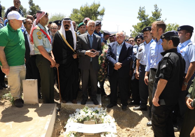 تشييع جثمان الفريق إحسان شردم - صور