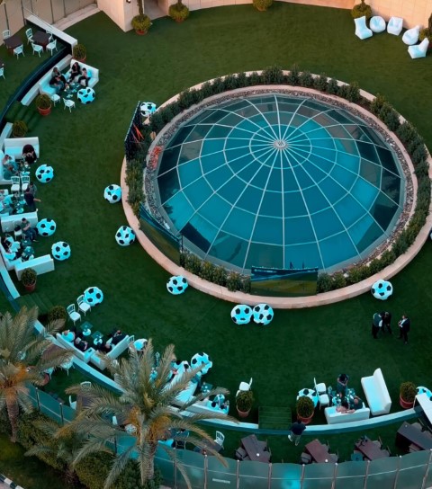 إفتتاح مميز للسبورت لاونج الخارجي في فندق الرويال عمان