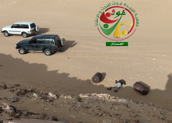 وفاة 12 سوريا عطشا بصحراء الجزائر خلال رحلة لجوء إلى أوروبا - صور