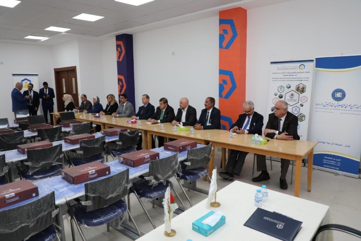 افتتاح محطة طلال أبو غزاله للمعرفة في جامعة عمان العربية وتوقيع اتفاقيات ثنائية