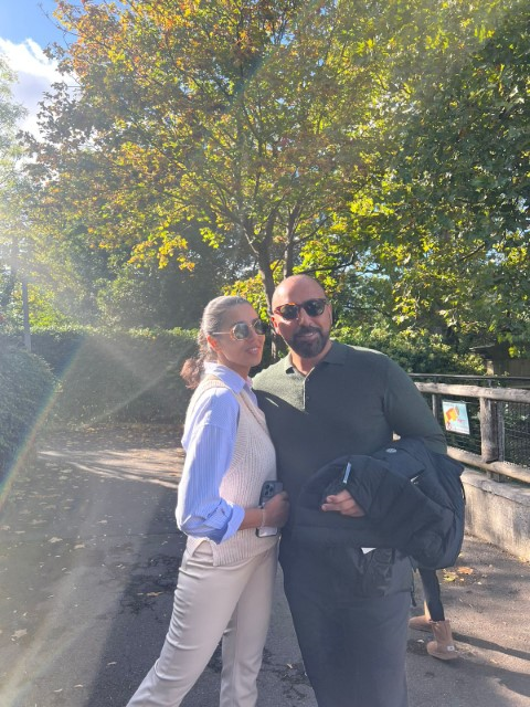 نور ابنة رجل الاعمال زايد البداد تتألق في حفل خطوبتها على رجل الأعمال عبد المحسن الصغير في عمان.