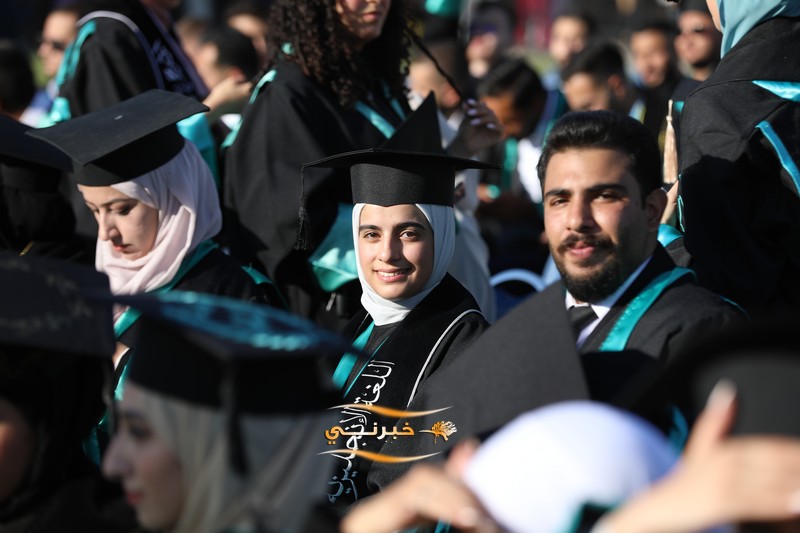 جامعة الزيتونة تحتفل بتخريج الفوج الثامن والعشرين للفصل الدراسي الثاني.