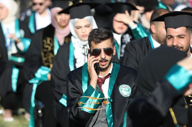 جامعة الزيتونة تحتفل بتخريج الفوج الثامن والعشرين للفصل الدراسي الثاني.