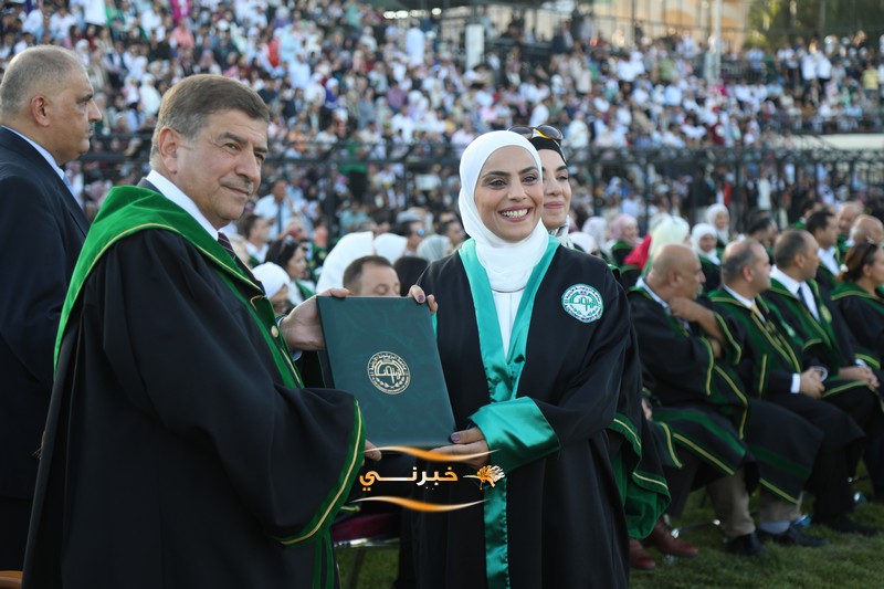 جامعة الزيتونة تحتفل بتخريج الفوج الثامن والعشرين للفصل الدراسي الثاني.