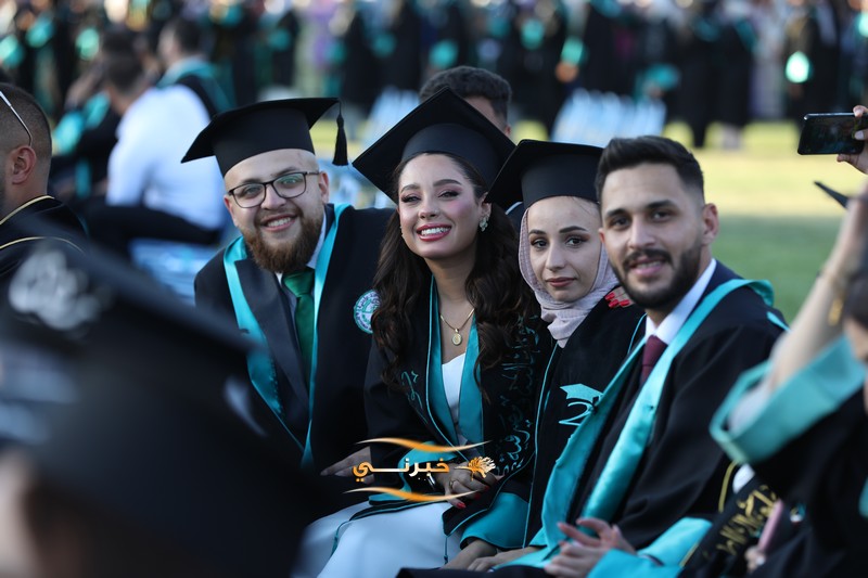 جامعة الزيتونة تحتفل بتخريج الفوج الثامن والعشرين للفصل الدراسي الثاني.