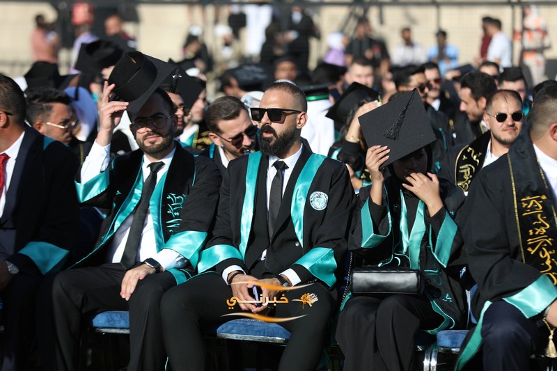 جامعة الزيتونة تحتفل بتخريج الفوج الثامن والعشرين للفصل الدراسي الثاني.