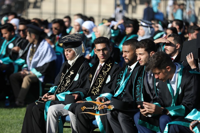 جامعة الزيتونة تحتفل بتخريج الفوج الثامن والعشرين للفصل الدراسي الثاني.