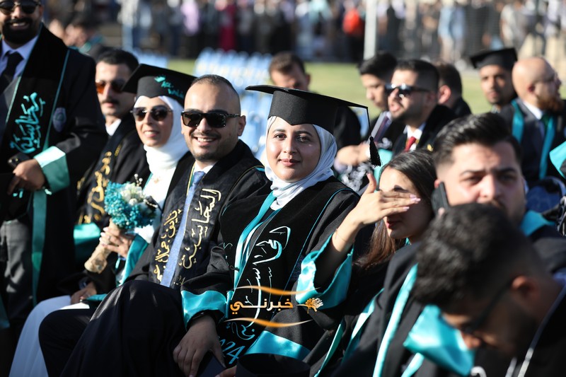 جامعة الزيتونة تحتفل بتخريج الفوج الثامن والعشرين للفصل الدراسي الثاني.