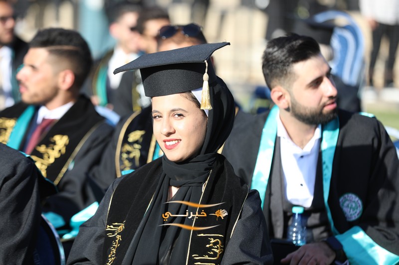 جامعة الزيتونة تحتفل بتخريج الفوج الثامن والعشرين للفصل الدراسي الثاني.