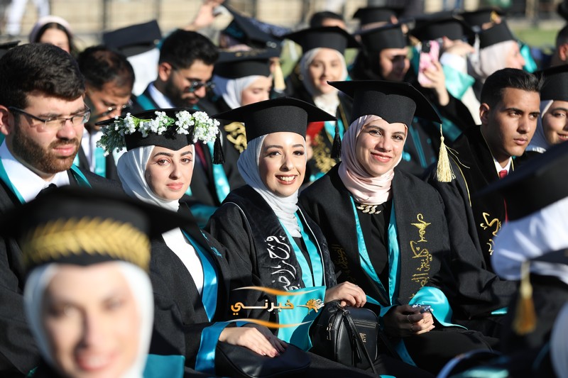 جامعة الزيتونة تحتفل بتخريج الفوج الثامن والعشرين للفصل الدراسي الثاني.