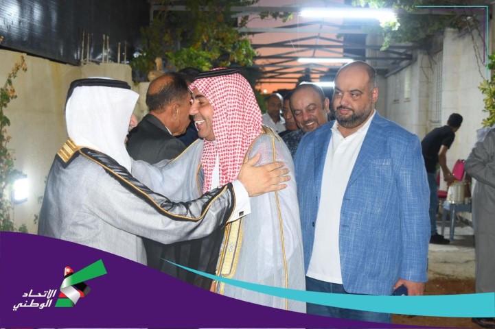 حزب تيار الإتحاد الوطني يلتقي وجهاء وأبناء منطقة مرج الحمام