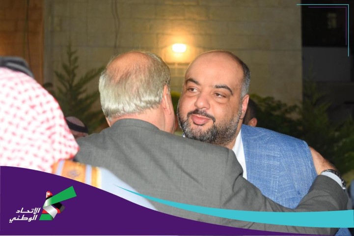 حزب تيار الإتحاد الوطني يلتقي وجهاء وأبناء منطقة مرج الحمام