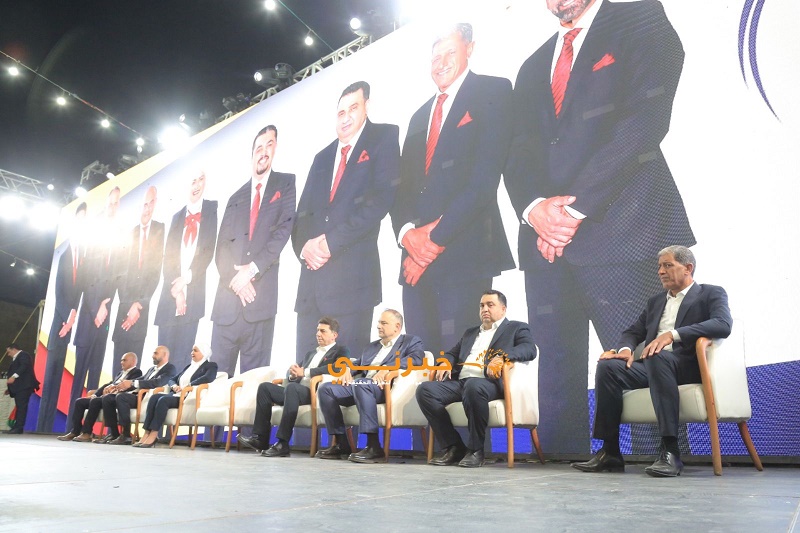 بحضور أكثر من 10 آلاف.. قائمة نمو تطلق قائمتها في أبرز وأكبر تجمع سياسي بعمان