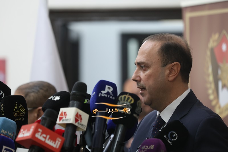 المومني يعلن البرنامج الانتخابي لحزب الميثاق الوطني - تفاصيل