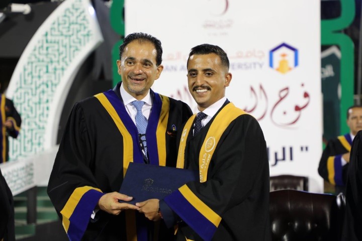 الجازي يرعى حفل تخريج فوج اليوبيل الفضي لجامعة عمان العربية