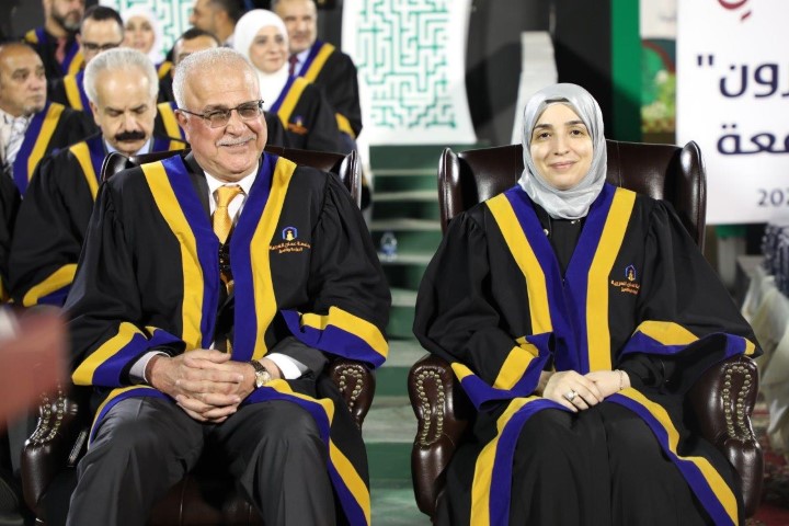 الجازي يرعى حفل تخريج فوج اليوبيل الفضي لجامعة عمان العربية