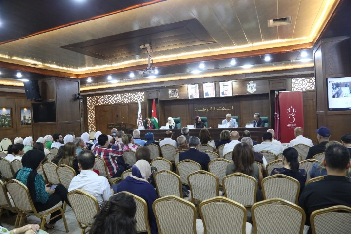 فوز أبو سنينة تطلق مجموعتها القصصية 'سجون خاصة