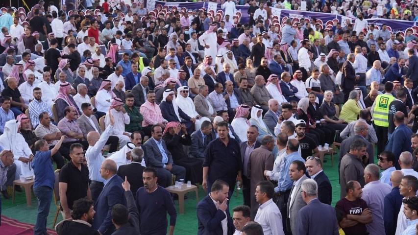 الحشود في محافظة مادبا يستقبلون حزب إرادة في مهرجان إنتخابي ضخم  - فيديو وصور 