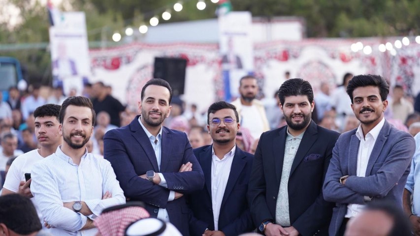 الحشود في محافظة مادبا يستقبلون حزب إرادة في مهرجان إنتخابي ضخم  - فيديو وصور 