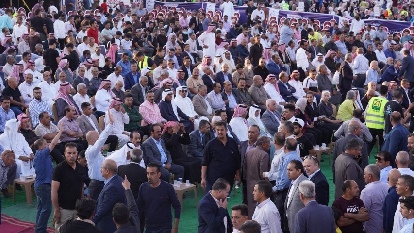 الحشود في محافظة مادبا يستقبلون حزب إرادة في مهرجان إنتخابي ضخم  - فيديو وصور 