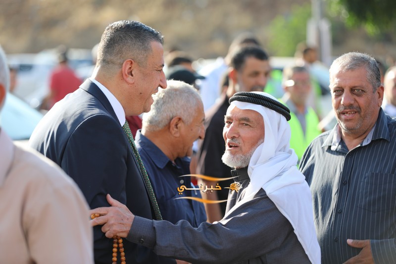 المرشح البستنجي يفتتح مقره الإنتخابي في عمان