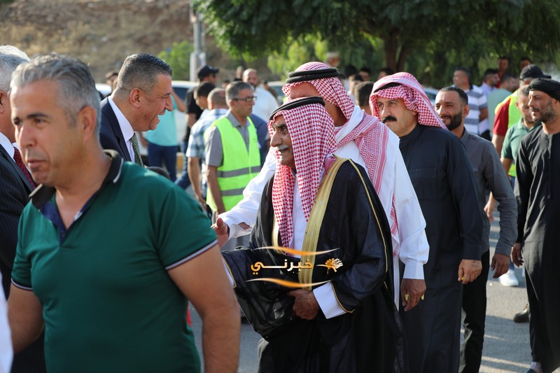المرشح البستنجي يفتتح مقره الإنتخابي في عمان