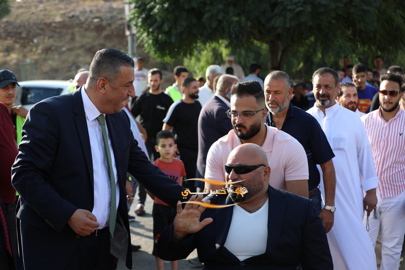 المرشح البستنجي يفتتح مقره الإنتخابي في عمان
