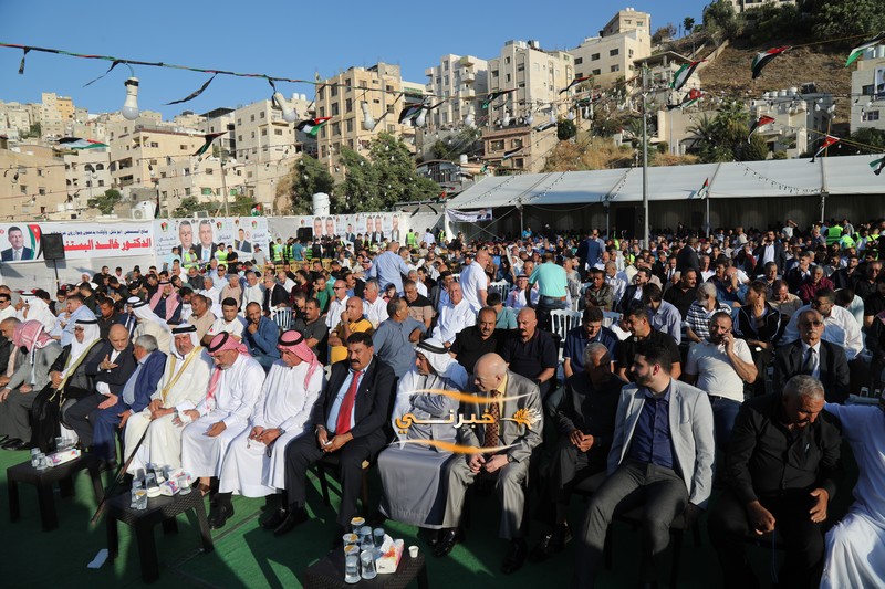 المرشح البستنجي يفتتح مقره الإنتخابي في عمان
