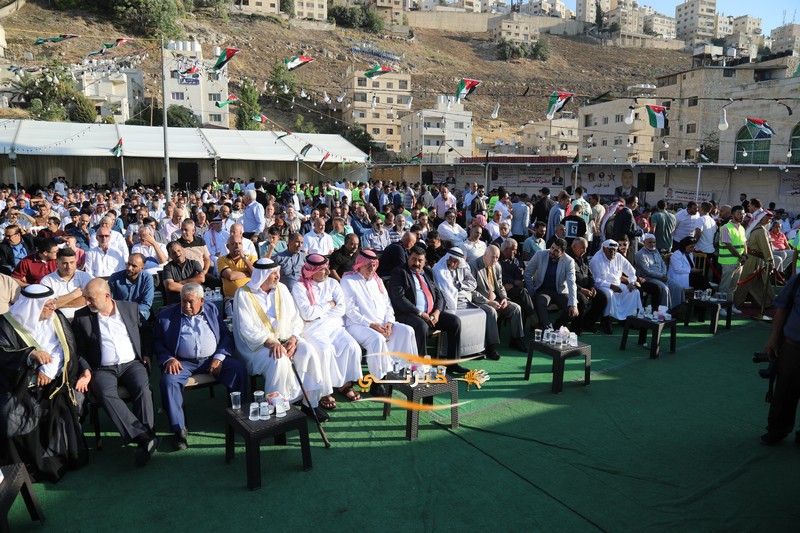 المرشح البستنجي يفتتح مقره الإنتخابي في عمان