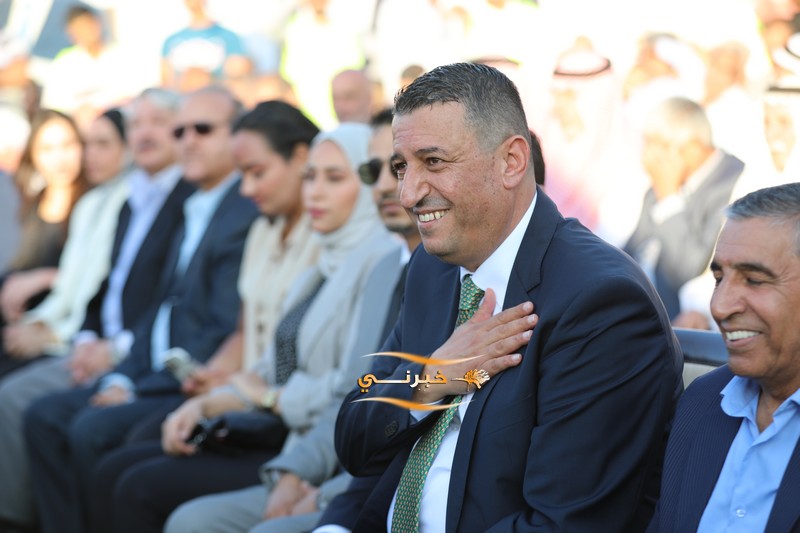 المرشح البستنجي يفتتح مقره الإنتخابي في عمان