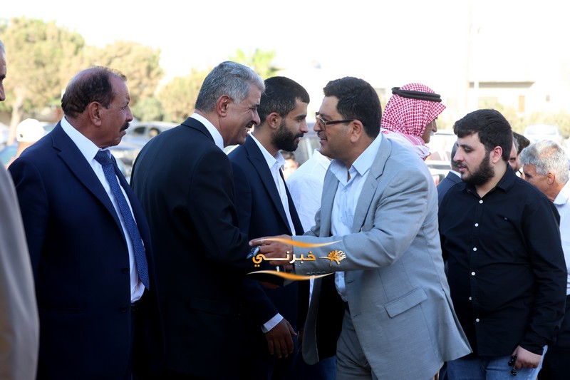 الآلاف يشاركون في حفل افتتاح مقر قائمة حزب البناء والعمل 