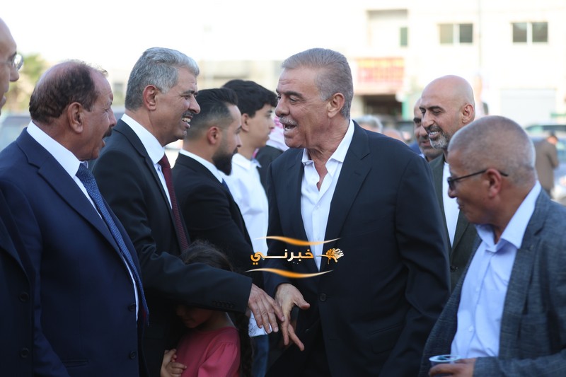 الآلاف يشاركون في حفل افتتاح مقر قائمة حزب البناء والعمل 