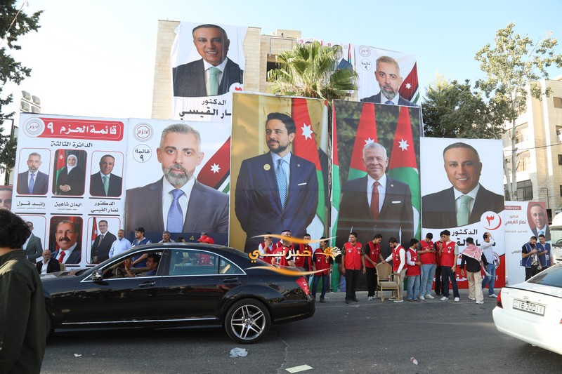  القيسي يفتتح مقره بحضور أعضاء قائمة الحزم - صور