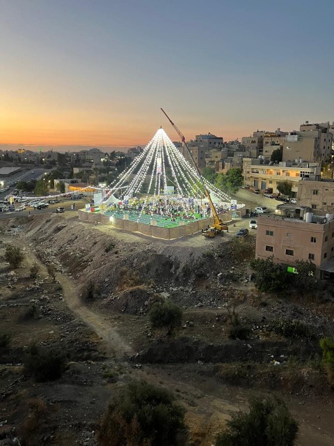 الآلاف يأمون إفتتاح المقر الانتخابي للمرشح الصحفي عطاالله الحنيطي  - صور
