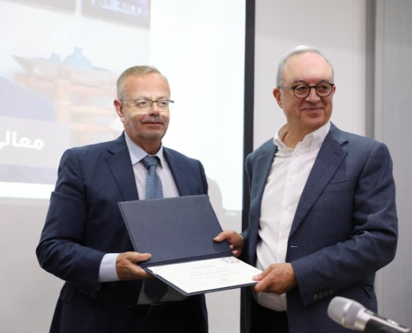 المعشر يحاضر حول الانتخابات الأمريكية في ديوان (آل عبد الهادي)