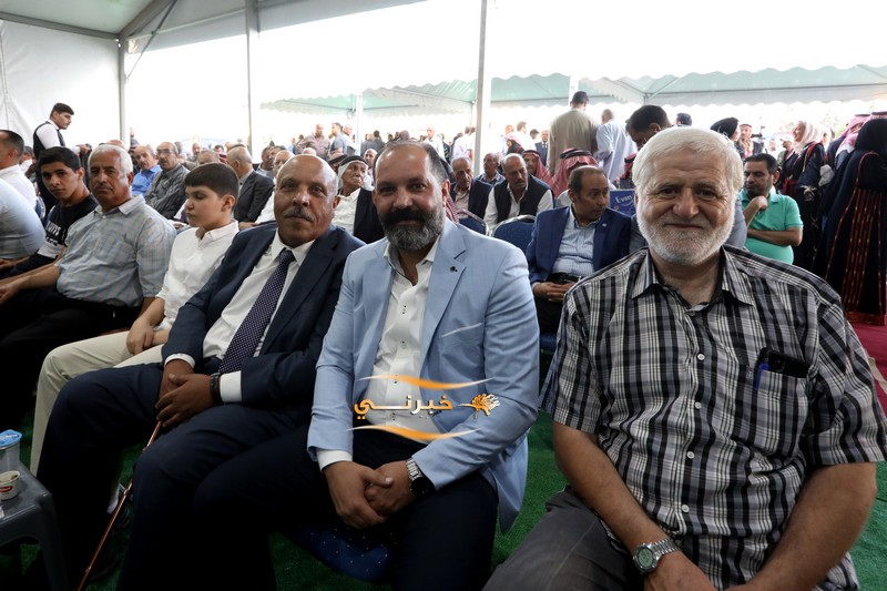 اللوزي أول مرشحة في القوائم المحلية تفتتح مقرها الانتخابي وسط حضور الآلاف