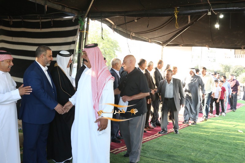 بحضور جماهيري يتجاوز 8 آلاف شخص.. مرشح إجماع المناصير (المهندس إبراهيم) يفتتح مقره الانتخاب