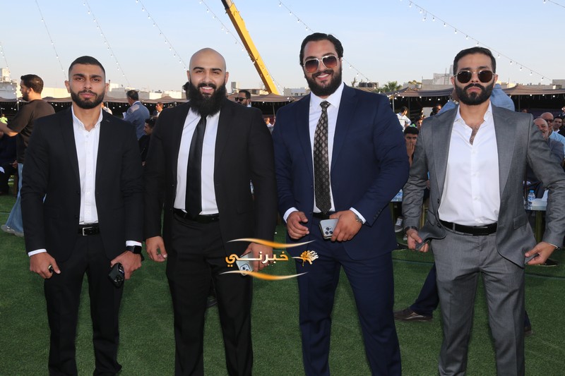 بحضور جماهيري يتجاوز 8 آلاف شخص.. مرشح إجماع المناصير (المهندس إبراهيم) يفتتح مقره الانتخاب