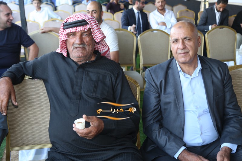 بحضور جماهيري يتجاوز 8 آلاف شخص.. مرشح إجماع المناصير (المهندس إبراهيم) يفتتح مقره الانتخاب