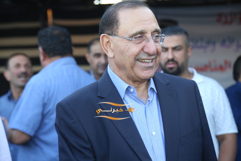 بحضور جماهيري يتجاوز 8 آلاف شخص.. مرشح إجماع المناصير (المهندس إبراهيم) يفتتح مقره الانتخاب