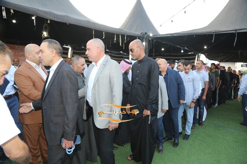 بحضور جماهيري يتجاوز 8 آلاف شخص.. مرشح إجماع المناصير (المهندس إبراهيم) يفتتح مقره الانتخاب