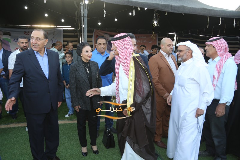 بحضور جماهيري يتجاوز 8 آلاف شخص.. مرشح إجماع المناصير (المهندس إبراهيم) يفتتح مقره الانتخاب