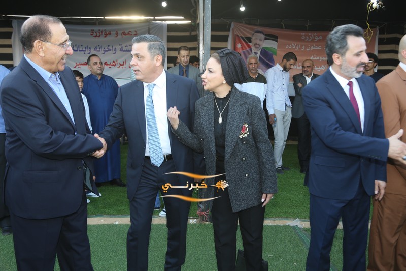 بحضور جماهيري يتجاوز 8 آلاف شخص.. مرشح إجماع المناصير (المهندس إبراهيم) يفتتح مقره الانتخاب